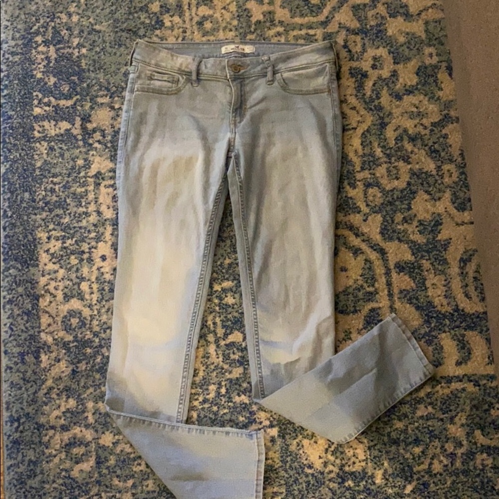 Hollister jeans